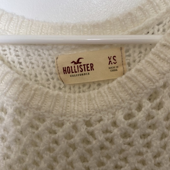 Hollister white/cream sweater. Size XS - Picture 3 of 4